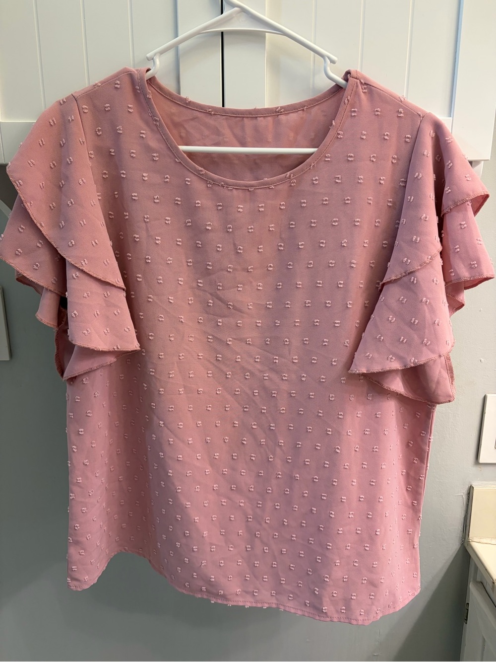 Ruffled Swiss Dot Blouse in Dusty Pink